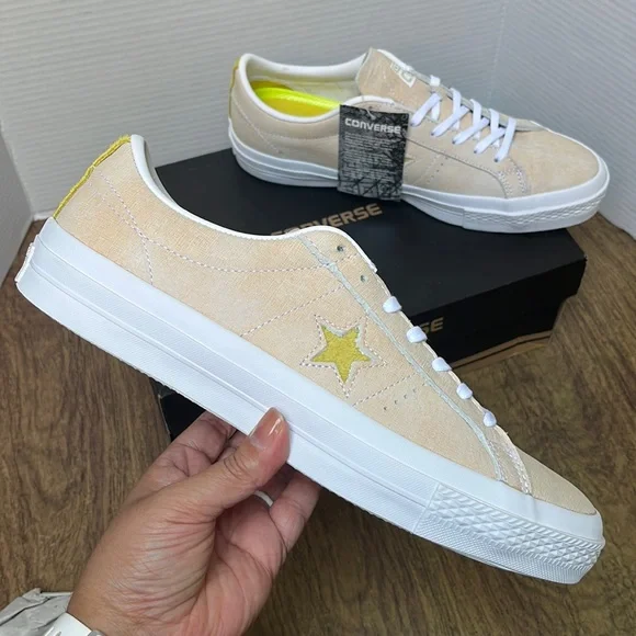 Converse One Star OX Bitter Lemon White Leather Low Top Sneakers Size 9.5 Converse One Star Ox Low Top White Checkered Green 172353C  main image 4